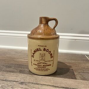 Daniel Boone Stoneware Whiskey Jug 1/2 Gallon 1972